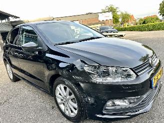 Volkswagen Polo 1.4 TDI 75pk BlueMotion 5drs - navi - clima - cruise - facelift - bleutooth - pdc v+a - front assist - privacy glass picture 3