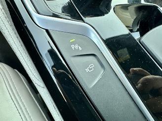 BMW 5-serie 540i 340pk aut M-Sport - schuifdak - nap - head up - stoelkoeling - 360cam - softclose - harman/kardon - performance picture 25