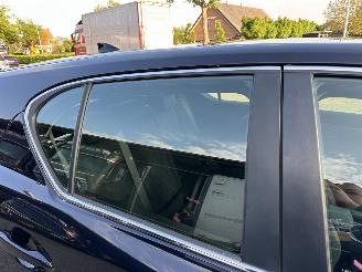 Lexus Ct 200h Hybrid 123pk aut Business Line - nap - navi - camera - dealer onderhouden - licht + regens + dimmend spiegel picture 91