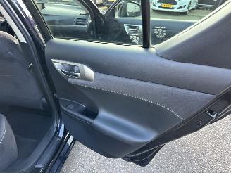 Lexus Ct 200h Hybrid 123pk aut Business Line - nap - navi - camera - dealer onderhouden - licht + regens + dimmend spiegel picture 59