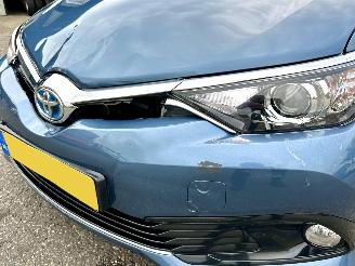 Toyota Auris Touring Sports 1.8 Hybrid 99pk aut Executive - facelift - camera - clima - cruise - privacy glass - licht + regensensor picture 64