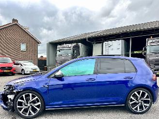 Voiture accidenté Volkswagen Golf 1.5 TSI is 150pk 7-Traps aut + f1 R-Line 5drs 2018/5