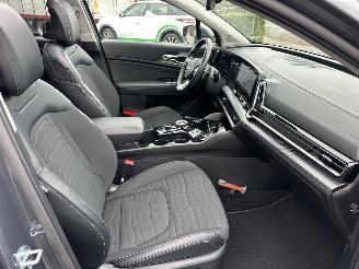 Kia Sportage Gereserveerd 1.6 T-GDi Hybrid 179pk aut + f1 DynamicPl.L - pano - nap - stuur + stoelverw v+a - front + line + side assist - 1e eig picture 36