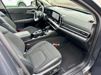 Kia Sportage Gereserveerd 1.6 T-GDi Hybrid 179pk aut + f1 DynamicPl.L - pano - nap - stuur + stoelverw v+a - front + line + side assist - 1e eig picture 19