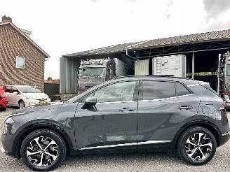 Kia Sportage 1.6 T-GDi Hybrid 179pk aut + f1 DynamicPl.L - pano - nap - stuur + stoelverw v+a - front + line + side assist - 1e eig 2023/10