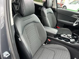 Kia Sportage Gereserveerd 1.6 T-GDi Hybrid 179pk aut + f1 DynamicPl.L - pano - nap - stuur + stoelverw v+a - front + line + side assist - 1e eig picture 37