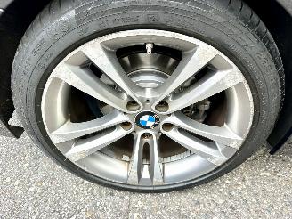 BMW 3-serie Touring 320d 163pk aut High Executive - nap - alarm - leer - elektr trekh + klep - harman/kardon picture 68