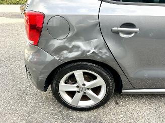 Volkswagen Polo Gereserveerd 1.2 TSI 105pk 6-bak Highline 5drs - 75dkm nap - clima + cruise contr - lmv - 4x elektr ramen - privacy glass picture 6