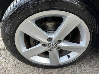Volkswagen Polo Gereserveerd 1.2 TSI 105pk 6-bak Highline 5drs - 75dkm nap - clima + cruise contr - lmv - 4x elektr ramen - privacy glass picture 64