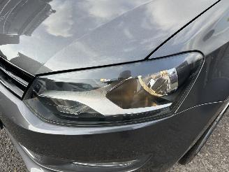 Volkswagen Polo Gereserveerd 1.2 TSI 105pk 6-bak Highline 5drs - 75dkm nap - clima + cruise contr - lmv - 4x elektr ramen - privacy glass picture 73