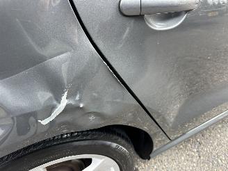 Volkswagen Polo Gereserveerd 1.2 TSI 105pk 6-bak Highline 5drs - 75dkm nap - clima + cruise contr - lmv - 4x elektr ramen - privacy glass picture 8