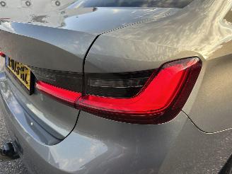 BMW 3-serie 320d 190pk aut + f1 xDrive High Exe sedan - schuifdak - harman/k - head up - keyless - 360cam - stuurverw picture 101