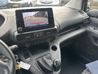 Peugeot Partner 1.5 BlueHDI 99pk Premium Long 3Pers Euro.6 - nap - navi - camera - carplay - airco - cruise - trekh - pdc picture 38