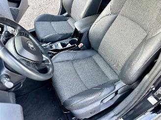 Toyota Corolla Touring Sports 1.8 Hybrid automaat Dynamic - nap - 2021 - front + line assist - camera - keyless entry + start picture 34