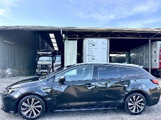 Avarii autoturisme Toyota Corolla Touring Sports 1.8 Hybrid automaat Dynamic - nap - 2021 - front + line assist - camera - keyless entry + start 2021/6