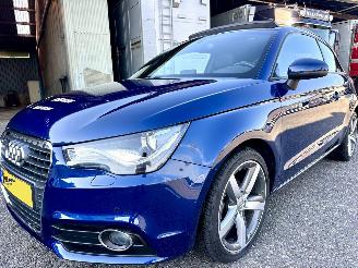 Audi A1 1.2 TFSI Turbo ProLine Sport - pano - xenon - navi - stoelverw - clima - pdc v+a - 17 inch lmv picture 2
