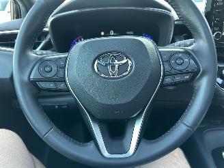Toyota Corolla Touring Sports 2.0 Hybrid 184pk aut + f1 Executive - nap - pano - head up - keyless - front + line + side assist - kuipstoelen picture 27