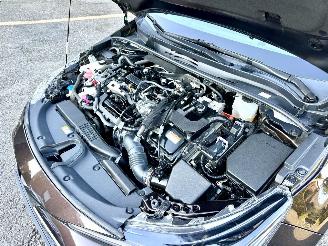 Toyota Corolla Touring Sports 2.0 Hybrid 184pk aut + f1 Executive - nap - pano - head up - keyless - front + line + side assist - kuipstoelen picture 107