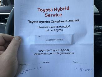 Toyota Corolla Touring Sports 2.0 Hybrid 184pk aut + f1 Executive - nap - pano - head up - keyless - front + line + side assist - kuipstoelen picture 20