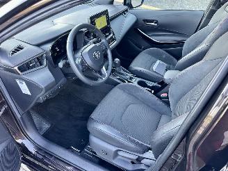 Toyota Corolla Touring Sports 2.0 Hybrid 184pk aut + f1 Executive - nap - pano - head up - keyless - front + line + side assist - kuipstoelen picture 23