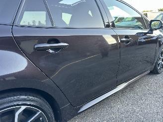 Toyota Corolla Touring Sports 2.0 Hybrid 184pk aut + f1 Executive - nap - pano - head up - keyless - front + line + side assist - kuipstoelen picture 92