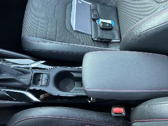 Toyota Corolla Touring Sports 2.0 Hybrid 184pk aut + f1 Executive - nap - pano - head up - keyless - front + line + side assist - kuipstoelen picture 38