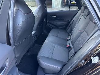 Toyota Corolla Touring Sports 2.0 Hybrid 184pk aut + f1 Executive - nap - pano - head up - keyless - front + line + side assist - kuipstoelen picture 25