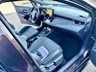 Toyota Corolla Touring Sports 2.0 Hybrid 184pk aut + f1 Executive - nap - pano - head up - keyless - front + line + side assist - kuipstoelen picture 24