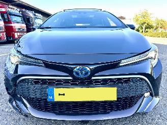 Toyota Corolla Touring Sports 2.0 Hybrid 184pk aut + f1 Executive - nap - pano - head up - keyless - front + line + side assist - kuipstoelen picture 97