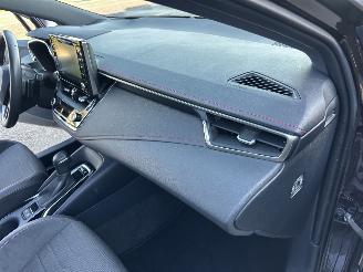 Toyota Corolla Touring Sports 2.0 Hybrid 184pk aut + f1 Executive - nap - pano - head up - keyless - front + line + side assist - kuipstoelen picture 62