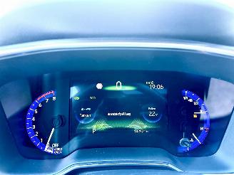 Toyota Corolla Touring Sports 2.0 Hybrid 184pk aut + f1 Executive - nap - pano - head up - keyless - front + line + side assist - kuipstoelen picture 18