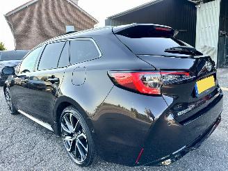 Toyota Corolla Touring Sports 2.0 Hybrid 184pk aut + f1 Executive - nap - pano - head up - keyless - front + line + side assist - kuipstoelen picture 5