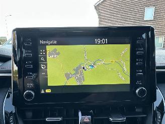 Toyota Corolla Touring Sports 2.0 Hybrid 184pk aut + f1 Executive - nap - pano - head up - keyless - front + line + side assist - kuipstoelen picture 44