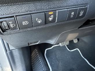 Toyota Corolla 1.8 Hybrid 148pk aut first edition sedan - navi - camera - stuurverw - keyless - front + line + side assist picture 17