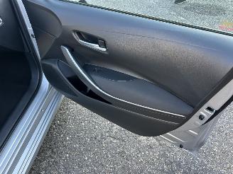 Toyota Corolla 1.8 Hybrid 148pk aut first edition sedan - navi - camera - stuurverw - keyless - front + line + side assist picture 42