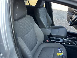 Toyota Corolla 1.8 Hybrid 148pk aut first edition sedan - navi - camera - stuurverw - keyless - front + line + side assist picture 44