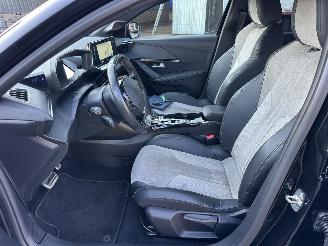 Peugeot e-208 EV 50kWh Aut 136pk GT-Line - navi - camera - carplay - virtual - sfeerverl - front + line + side assist - keyless picture 50