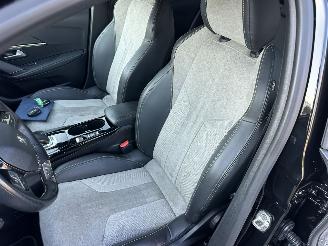 Peugeot e-208 EV 50kWh Aut 136pk GT-Line - navi - camera - carplay - virtual - sfeerverl - line + side assist - keyless picture 14