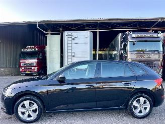 Coche accidentado Skoda Scala 1.0 TSI 110pk 6-bak Ambition - nap - 1e eig - navi - virtual - front + line assist - trekh - pdc - all season 2022/11