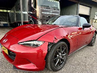 Mazda MX-5 Gereserveerd cabrio 1.5 SkyActiv-G 131pk 6-bak GT-M - bose - navi - leer - stoelverw - pdc - clima - cruise - keyless picture 2