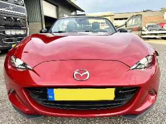 Mazda MX-5 Gereserveerd cabrio 1.5 SkyActiv-G 131pk 6-bak GT-M - bose - navi - leer - stoelverw - pdc - clima - cruise - keyless picture 3