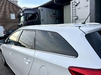 Toyota Auris Touring Sports Gereserveerd 1.8 Hybrid aut 123pk L.Pro Exe - nap - pano - xenon - navi - camera - keyless - bearlock - pdc v+a picture 71