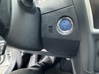 Toyota Auris Touring Sports Gereserveerd 1.8 Hybrid aut 123pk L.Pro Exe - nap - pano - xenon - navi - camera - keyless - bearlock - pdc v+a picture 36