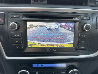 Toyota Auris Touring Sports Gereserveerd 1.8 Hybrid aut 123pk L.Pro Exe - nap - pano - xenon - navi - camera - keyless - bearlock - pdc v+a picture 18