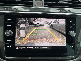 Volkswagen Tiguan 1.5 TSI 150pk aut + f1 R-Line - pano - virtual - stuurverw - leer + stoelverw - line + front + side + park assist picture 28