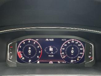 Volkswagen Tiguan 1.5 TSI 150pk aut + f1 R-Line - pano - virtual - stuurverw - leer + stoelverw - line + front + side + park assist picture 27