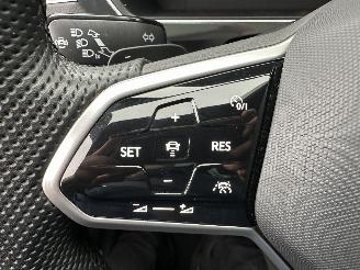 Volkswagen Tiguan 1.5 TSI 150pk aut + f1 R-Line - pano - virtual - stuurverw - leer + stoelverw - line + front + side + park assist picture 40