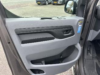 Opel Vivaro E Combi 75kWh 136pk aut 9-Pers lang - nap - pano - 1e eig - leer - airco - cruise - pdc - privacy glass picture 55