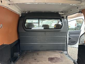 Peugeot Partner 120 1.6 BlueHDi 75pk euro.6 Premium - 136dkm nap - 3 pers - airco - cruise - klapdeuren - schuifdeur picture 50