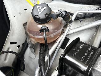 Peugeot Partner 120 1.6 BlueHDi 75pk euro.6 Premium - 136dkm nap - 3 pers - airco - cruise - klapdeuren - schuifdeur picture 15